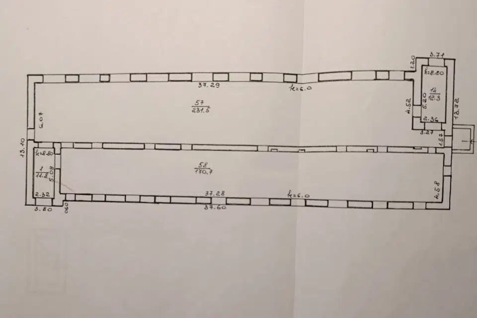 Продаётся помещение своб. назначения, 875 м²