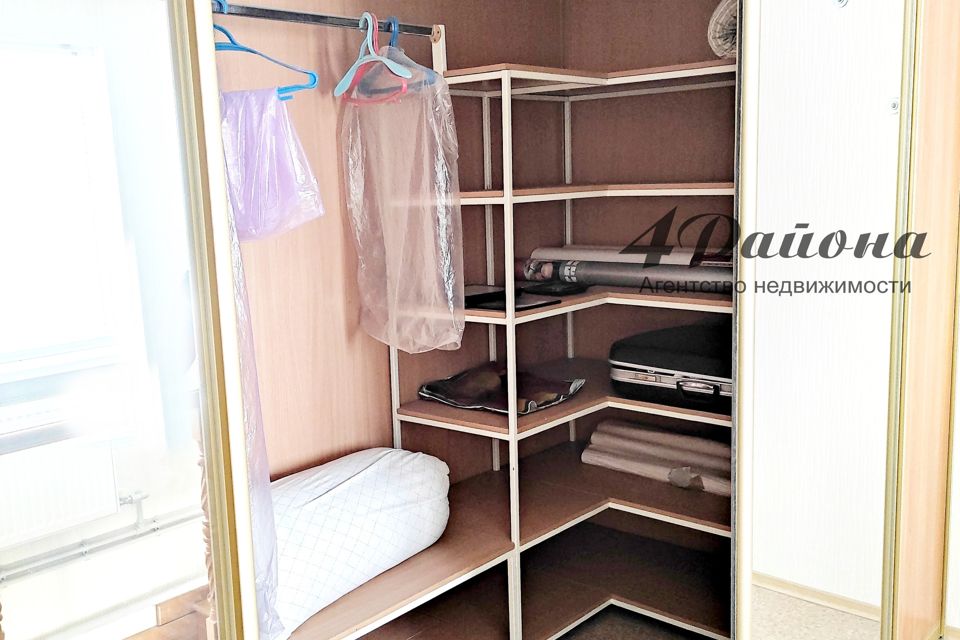 Продаётся 3-этажный дом, 400 м²