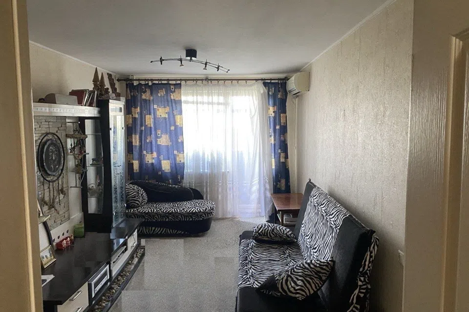 Продаётся 3-комнатная квартира, 60.3 м²