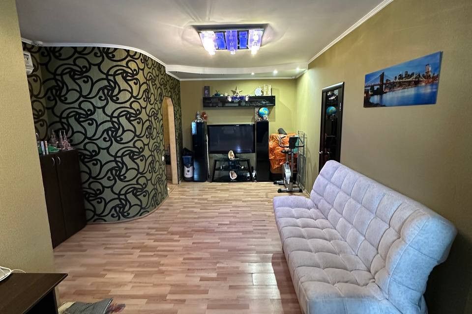 Продаётся 3-комнатная квартира, 70.6 м²