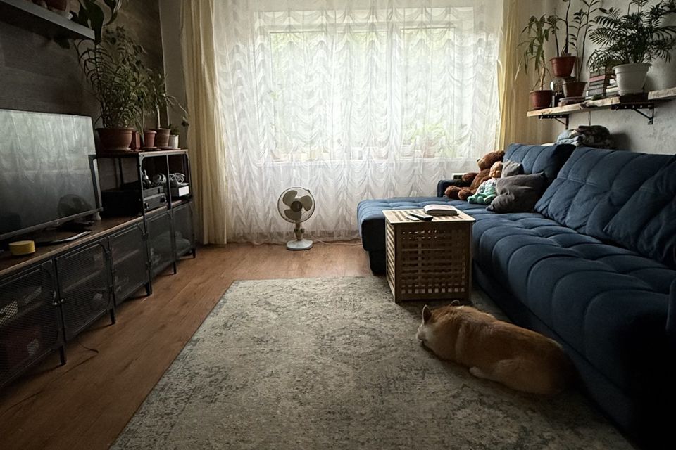 Продаётся 3-комнатная квартира, 62.2 м²