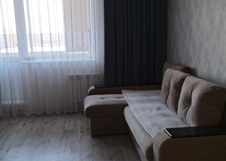 Продаётся 1-комнатная квартира, 49 м²