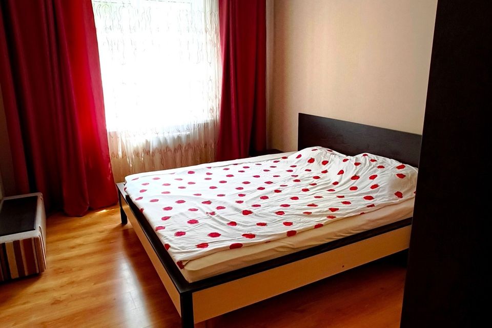 Продаётся 3-комнатная квартира, 57 м²