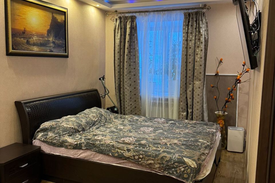Продаётся 3-комнатная квартира, 54.3 м²