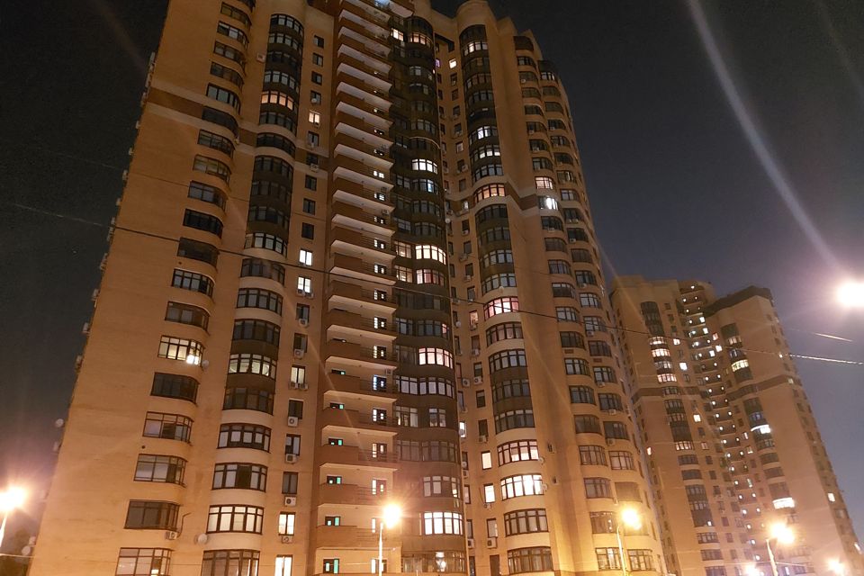 Продаётся 3-комнатная квартира, 100 м²