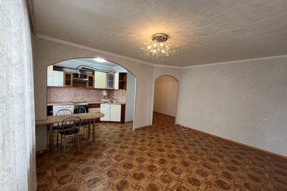 Продаётся 3-комнатная квартира, 58.9 м²