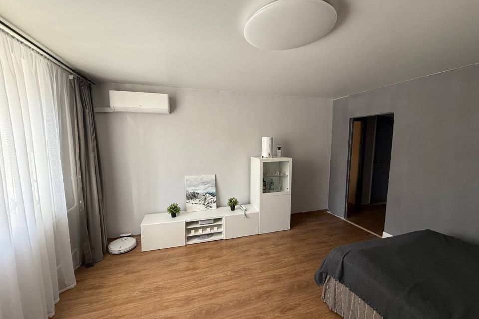 Продаётся 1-комнатная квартира, 35.2 м²