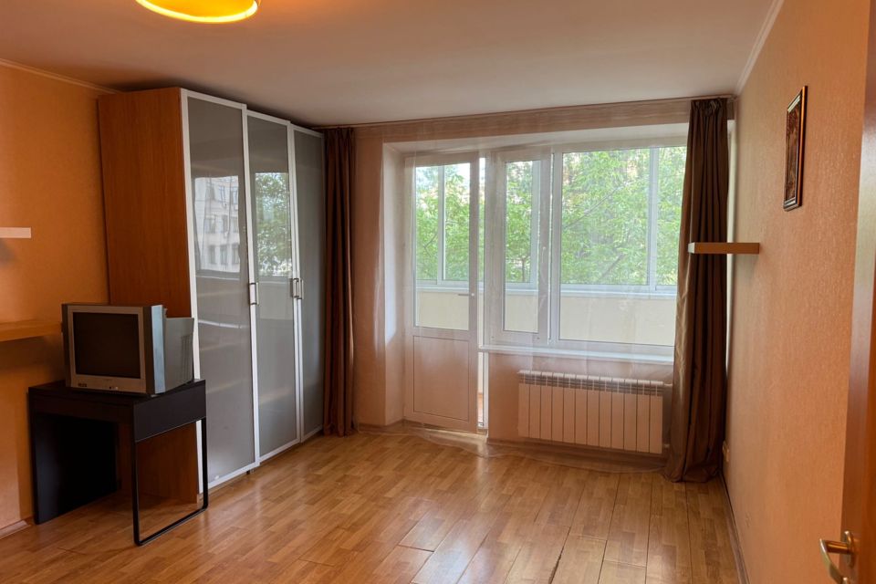 Продаётся 1-комнатная квартира, 37.1 м²