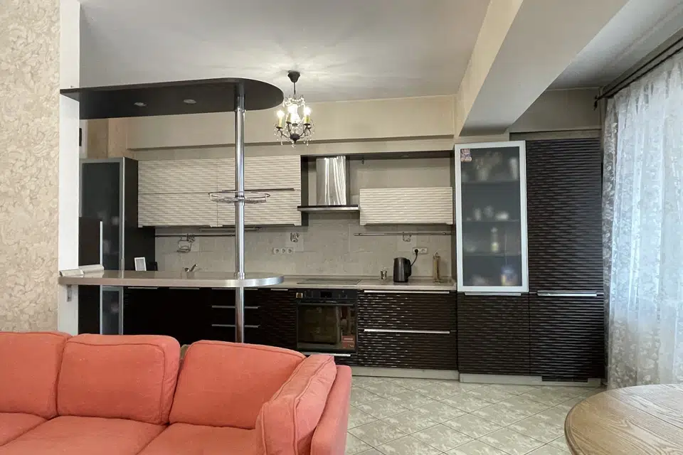 Продаётся 3-комнатная квартира, 99 м²