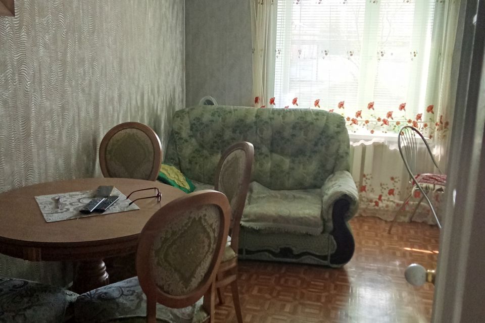 Продаётся 3-комнатная квартира, 58.9 м²