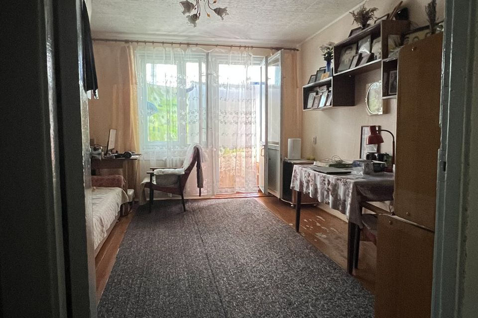 Продаётся 3-комнатная квартира, 52.5 м²