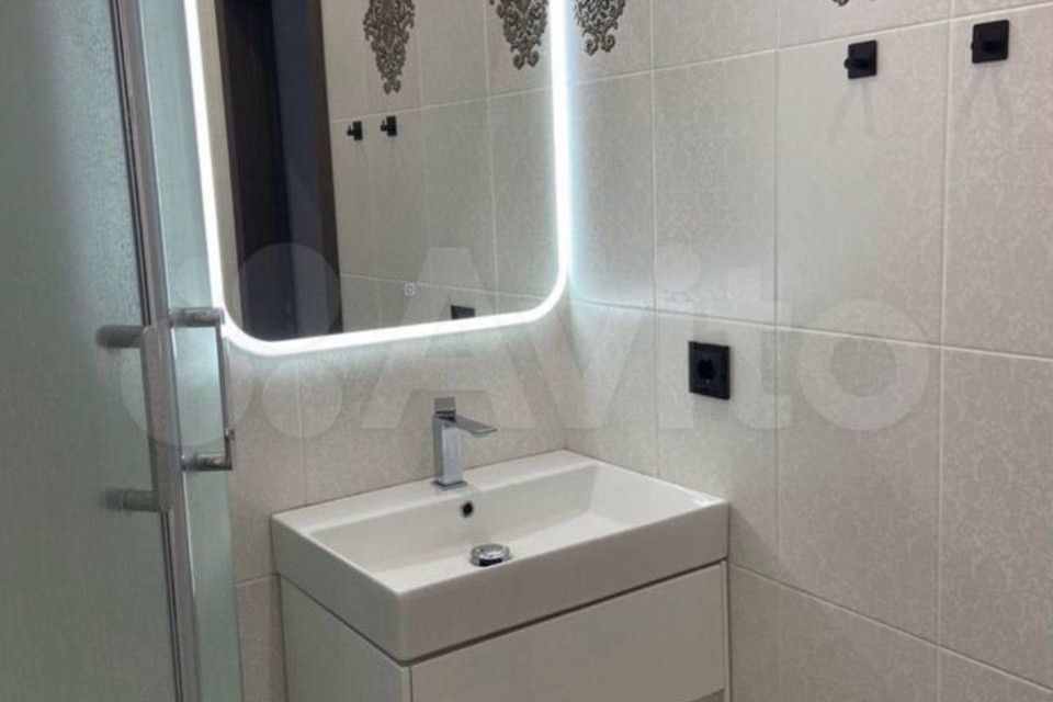 Продаётся 2-комнатная квартира, 59.8 м²
