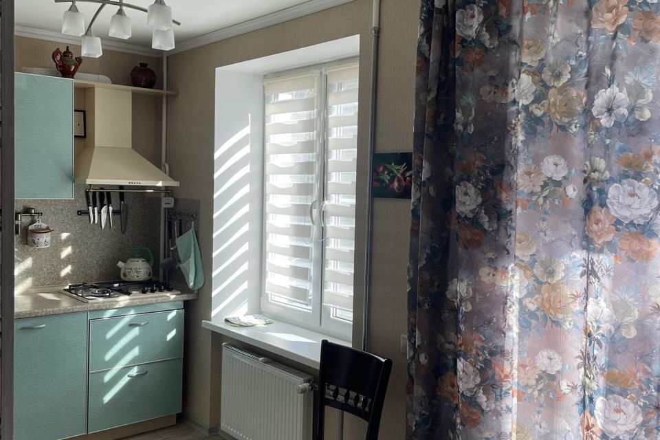 Продаётся 3-комнатная квартира, 56.6 м²