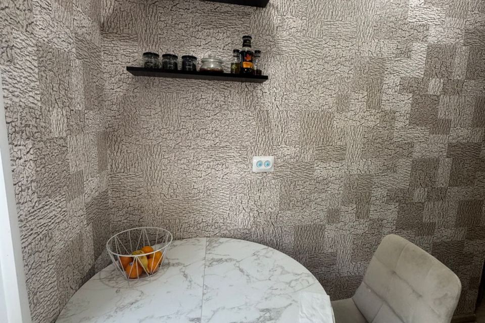 Продаётся 3-комнатная квартира, 58.7 м²
