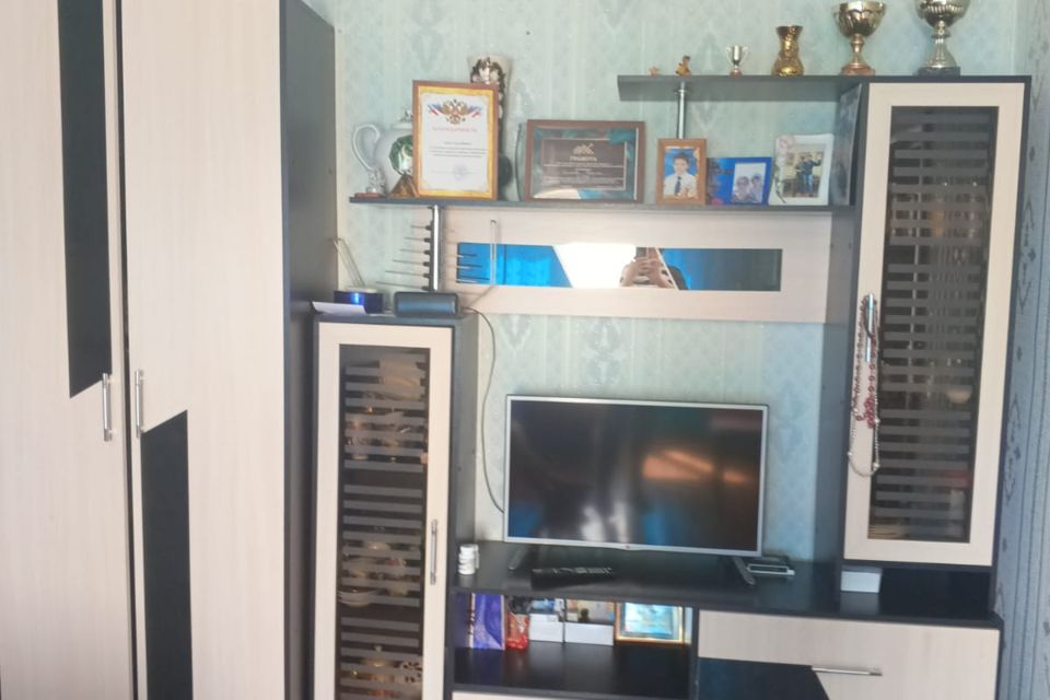 Продаётся 4-комнатная квартира, 60.2 м²