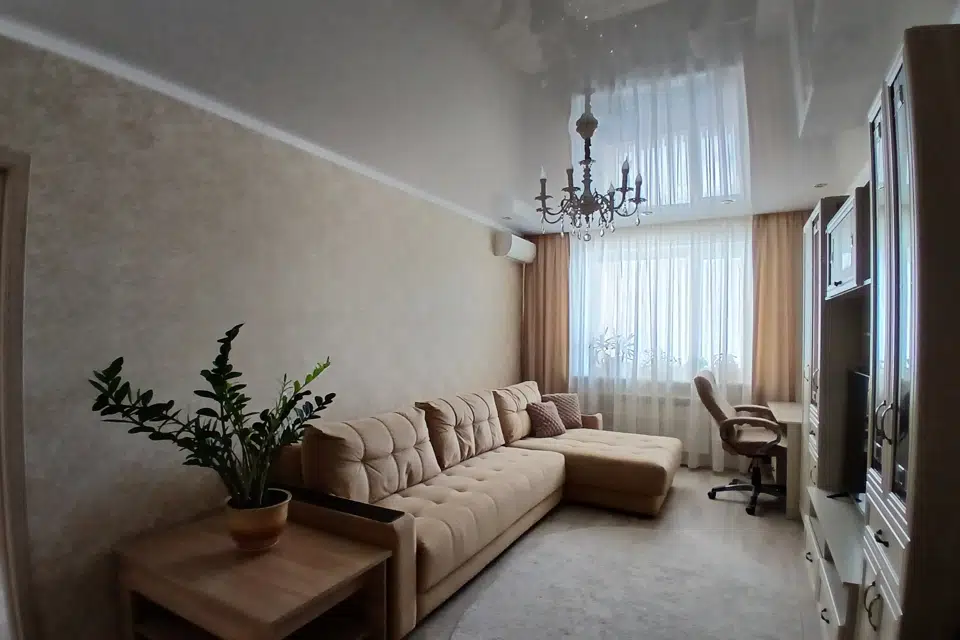 Продаётся 4-комнатная квартира, 98 м²
