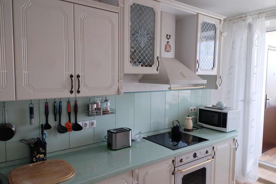 Продаётся 2-комнатная квартира, 60.5 м²