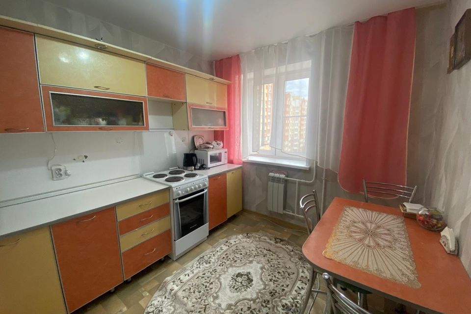 Продаётся 1-комнатная квартира, 37.8 м²
