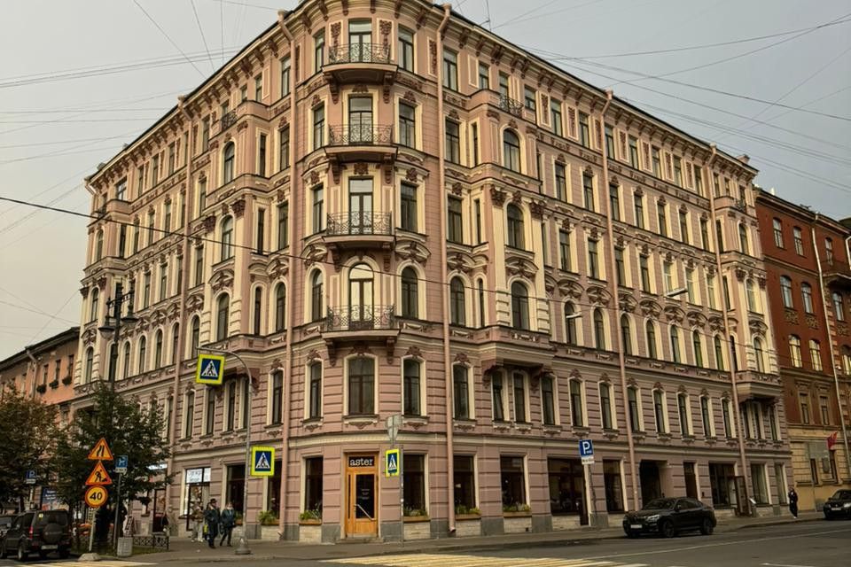 Продаётся 3-комнатная квартира, 92.5 м²
