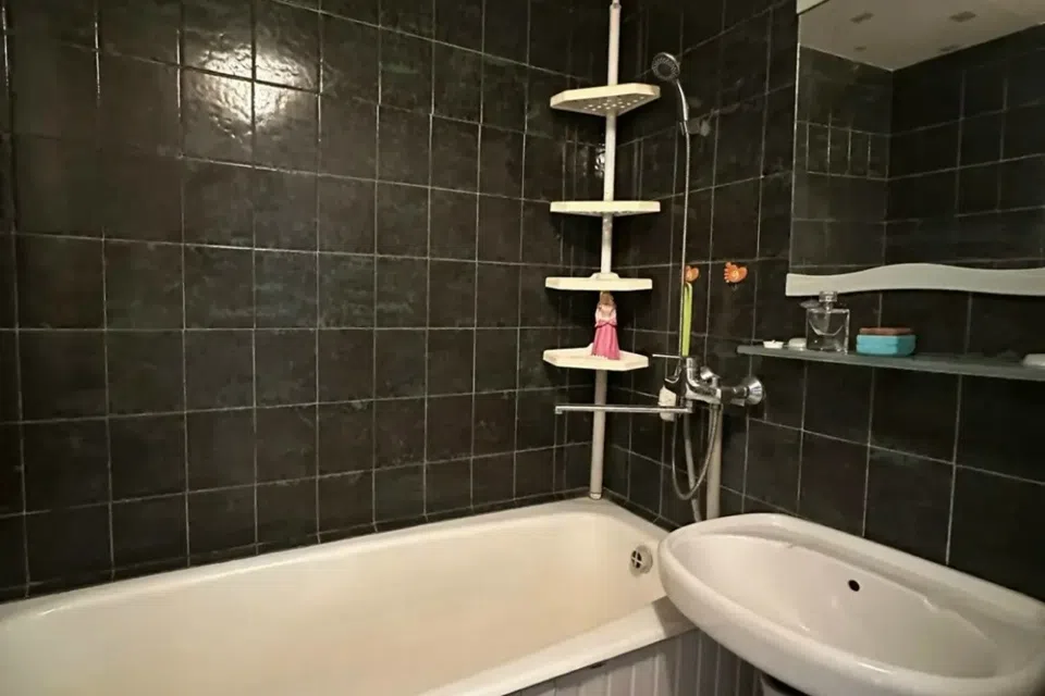 Продаётся 3-комнатная квартира, 74.2 м²