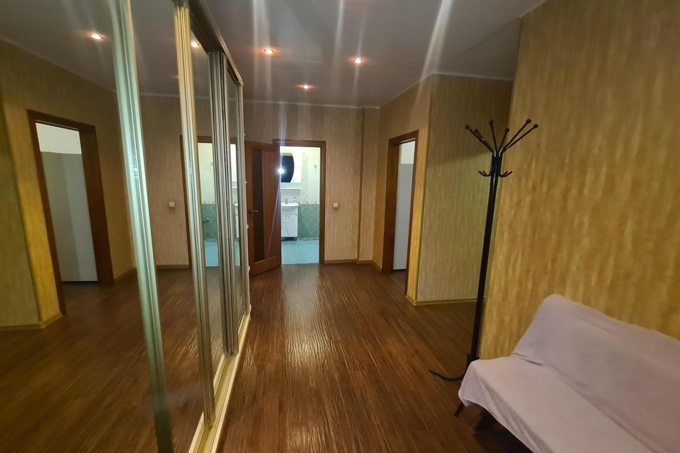 Сдаётся 2-комнатная квартира, 64 м²