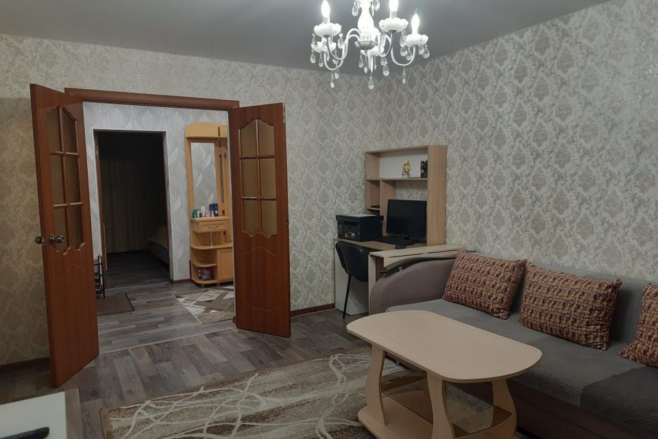 Продаётся 4-комнатная квартира, 69.9 м²