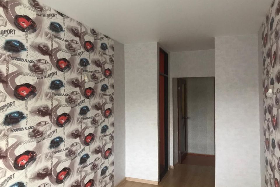 Продаётся 3-комнатная квартира, 56.5 м²