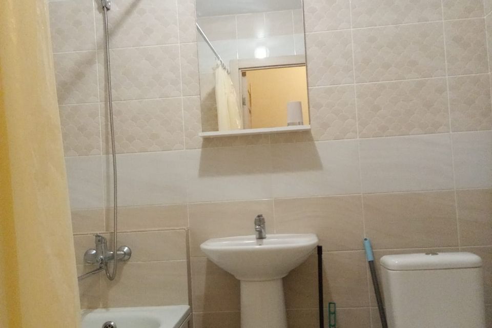 Сдаётся 1-комнатная квартира, 37 м²