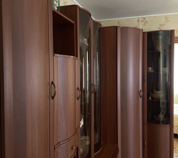 Продаётся 3-комнатная квартира, 48.4 м²