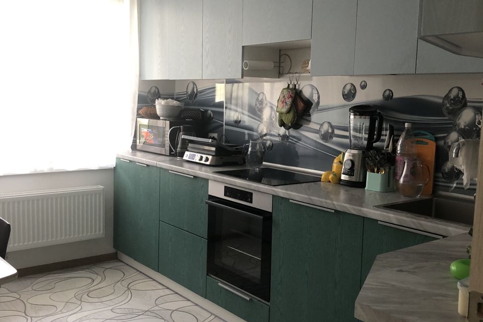 Продаётся 2-комнатная квартира, 58.3 м²