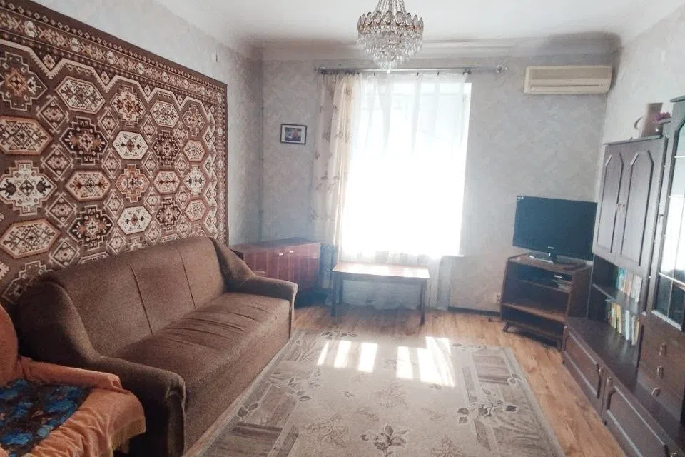 Продаётся 2-комнатная квартира, 57 м²