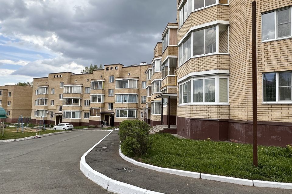Продаётся 2-комнатная квартира, 72.2 м²