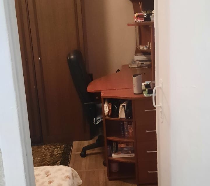 Продаётся 4-комнатная квартира, 101 м²