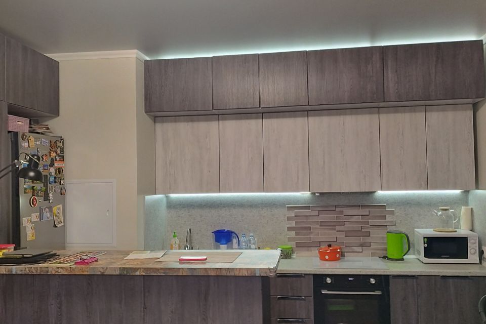 Продаётся 1-комнатная квартира, 42 м²