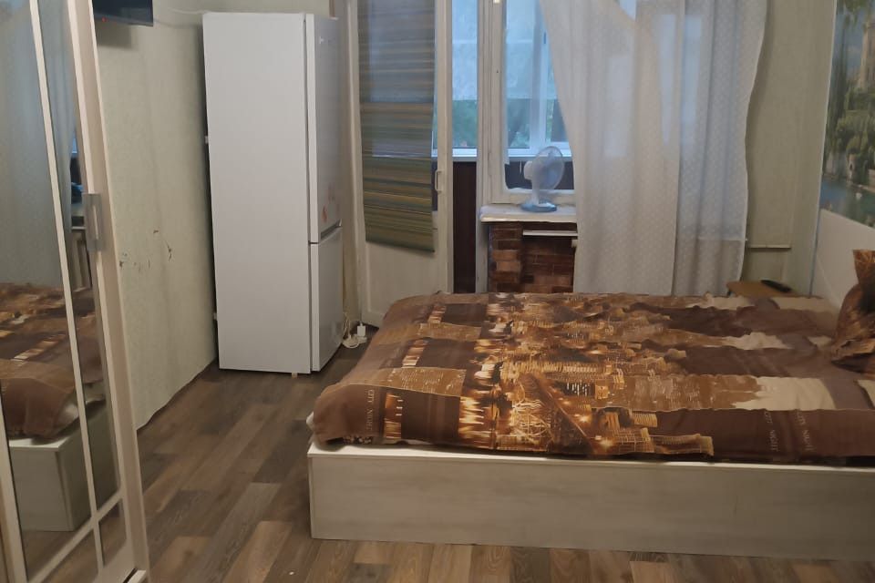Продаётся комната в 3-комн. квартире, 13.6 м²