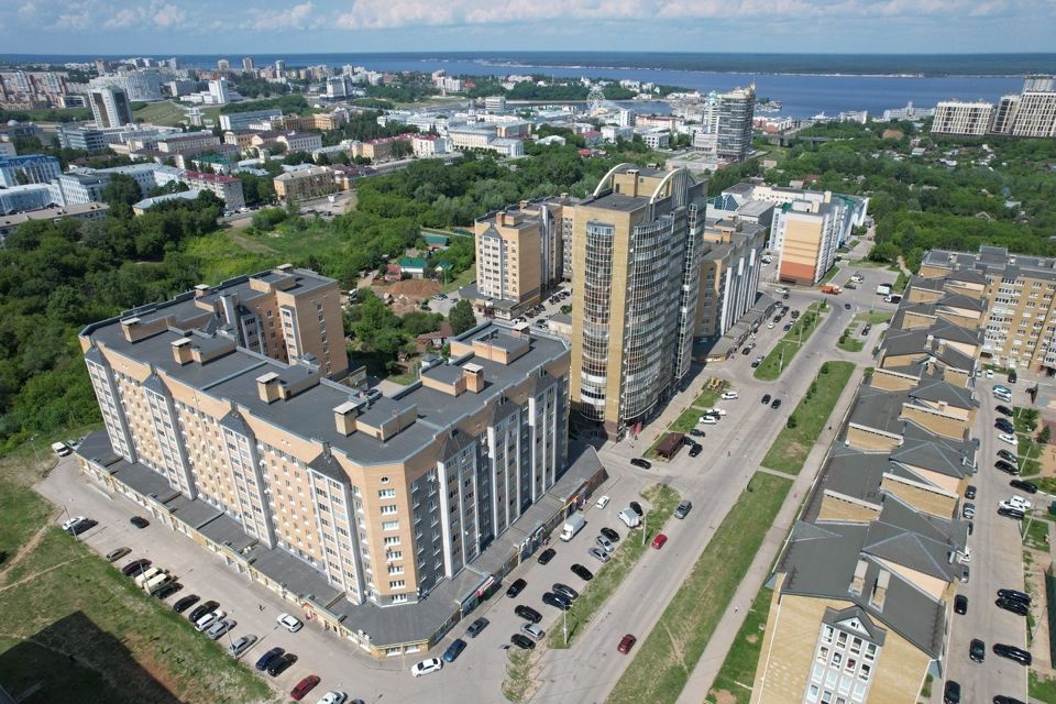 Продаётся 1-комнатная квартира, 46.7 м²