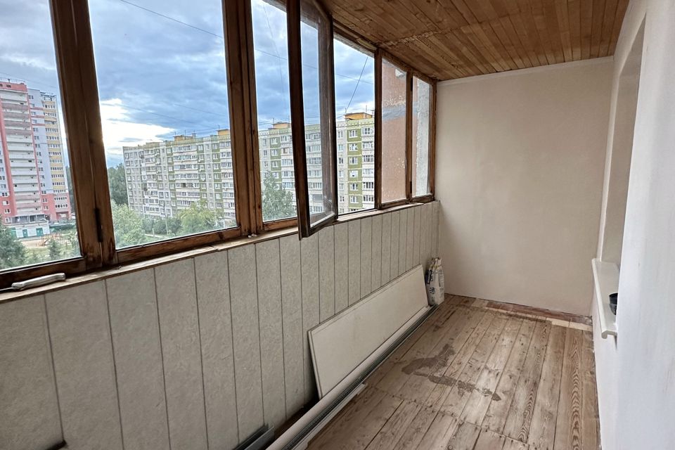 Продаётся 2-комнатная квартира, 59.8 м²
