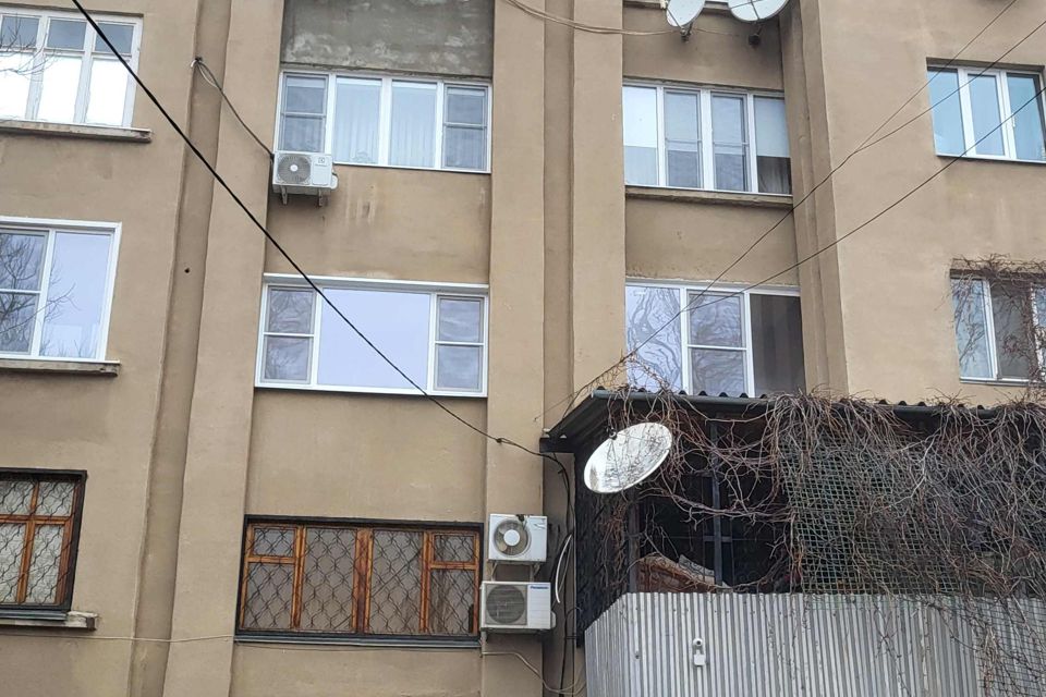 Продаётся 2-комнатная квартира, 75.2 м²