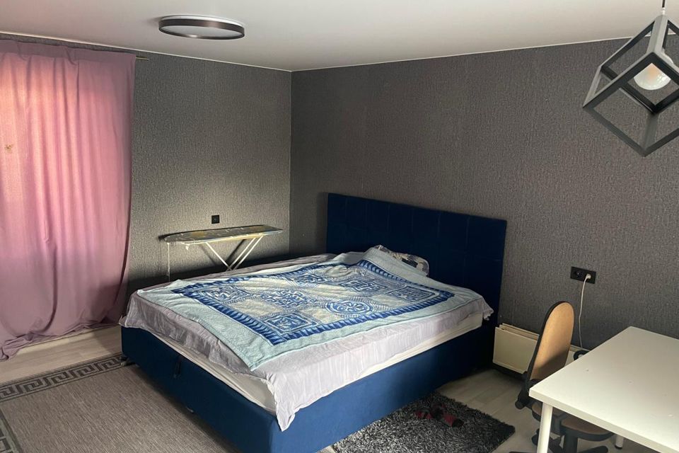 Продаётся 4-комнатная квартира, 83.4 м²