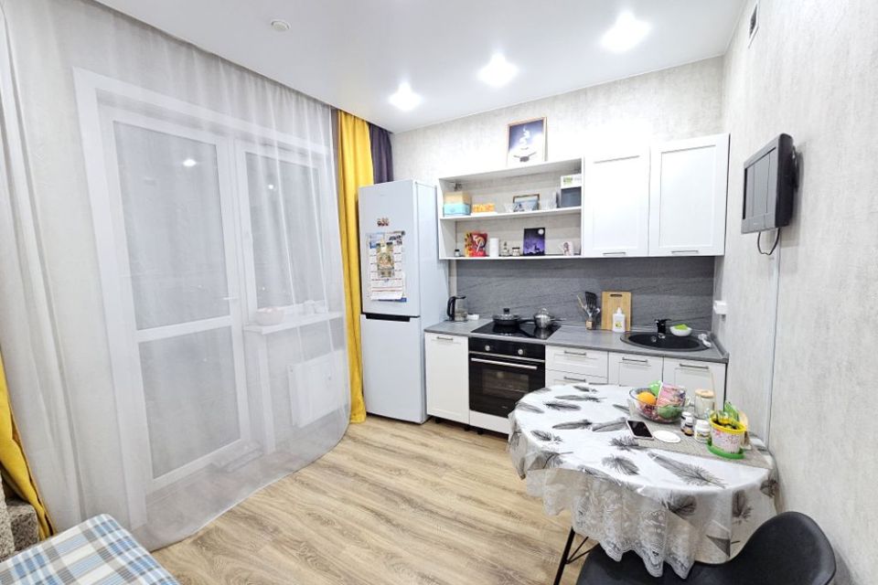 Продаётся 1-комнатная квартира, 38 м²