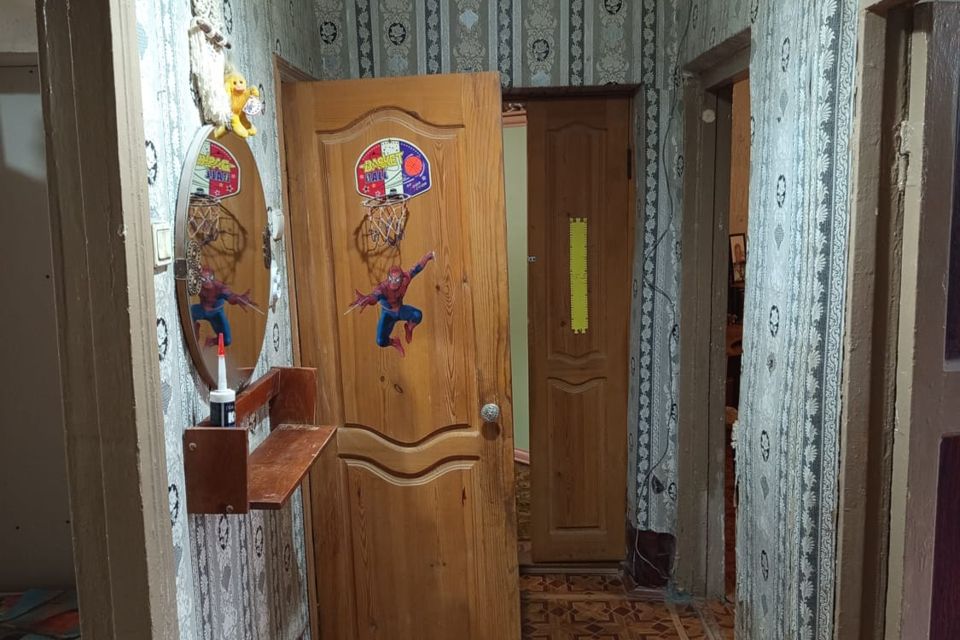 Продаётся 3-комнатная квартира, 55.4 м²