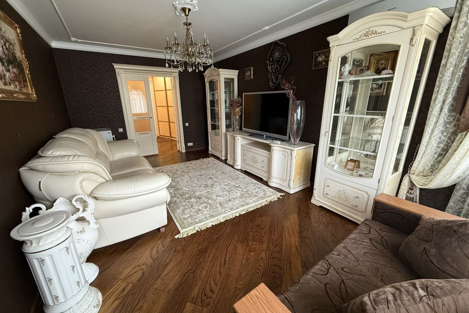 Продаётся 3-комнатная квартира, 77.2 м²