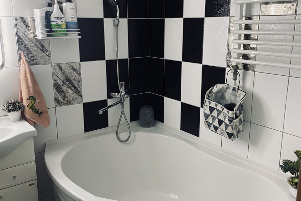 Продаётся 3-комнатная квартира, 72 м²