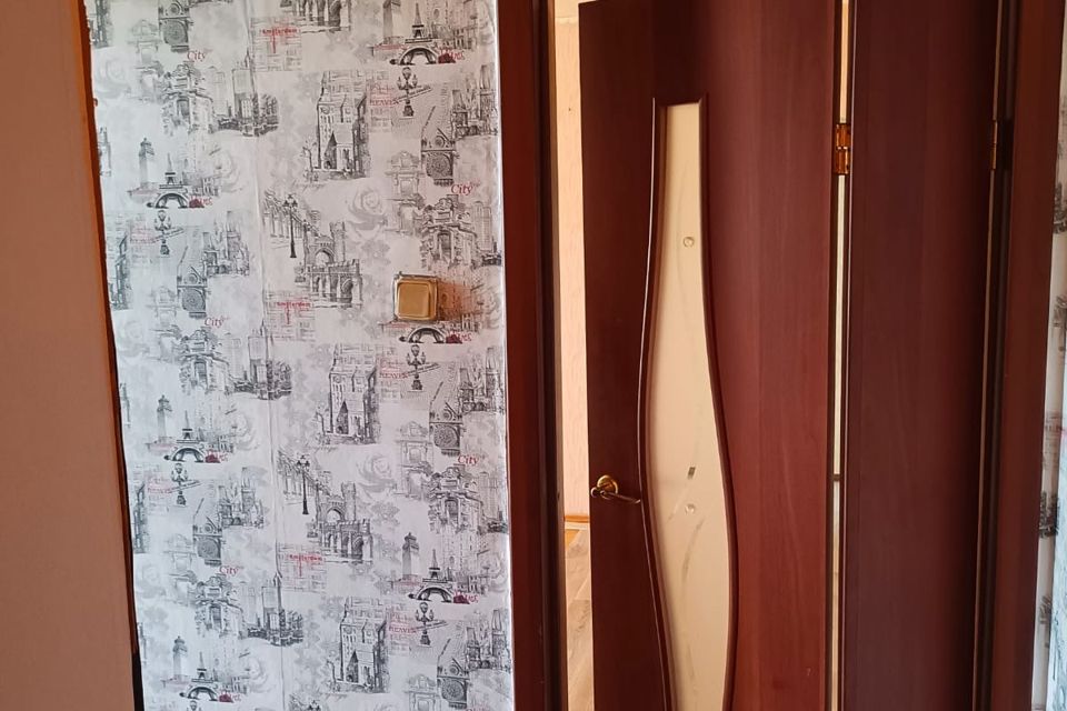 Продаётся 3-комнатная квартира, 59.9 м²