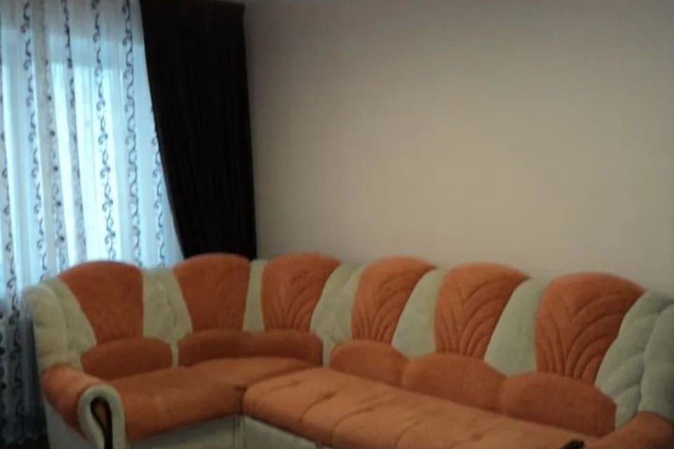 Продаётся 1-комнатная квартира, 35.6 м²