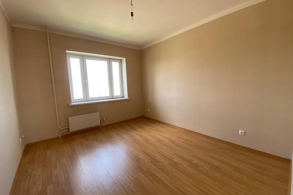 Продаётся 4-комнатная квартира, 90 м²