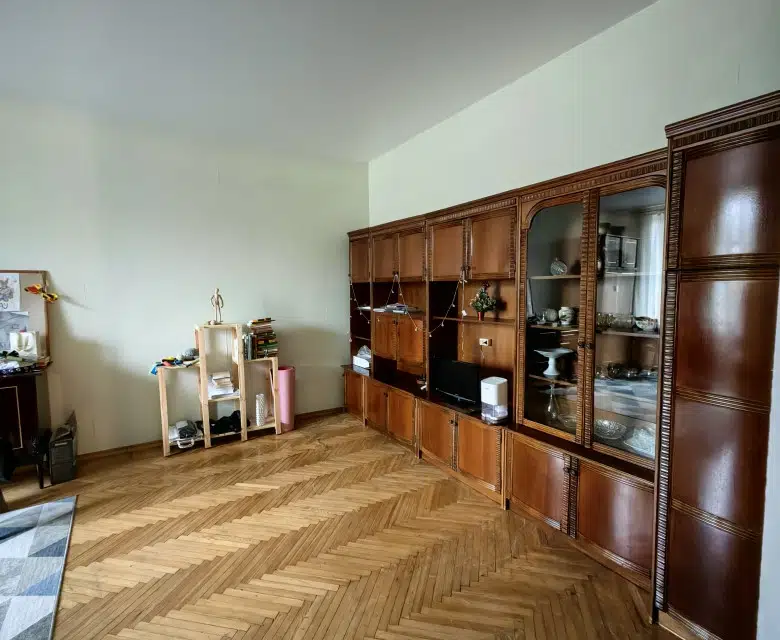 Продаётся 1-комнатная квартира, 45.6 м²