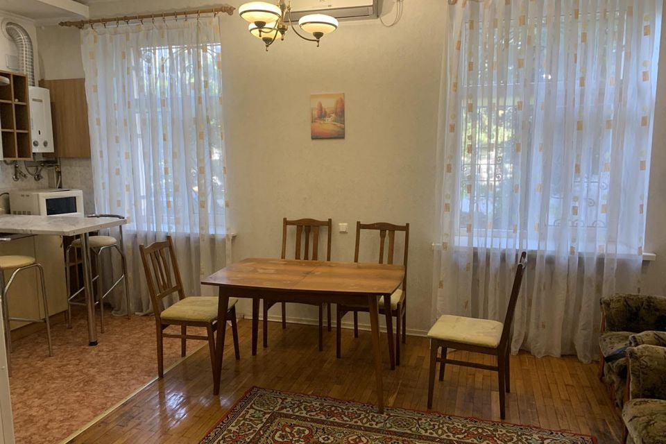 Продаётся 3-комнатная квартира, 74 м²