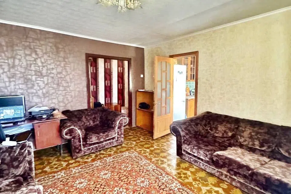 Продаётся 3-комнатная квартира, 65 м²