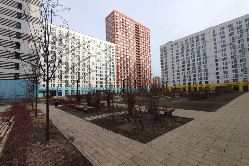 Продаётся 2-комнатная квартира, 67.9 м²